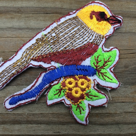 Bird Iron On Patch Embroidery Sticker For Craft - Picture 2 of 8
